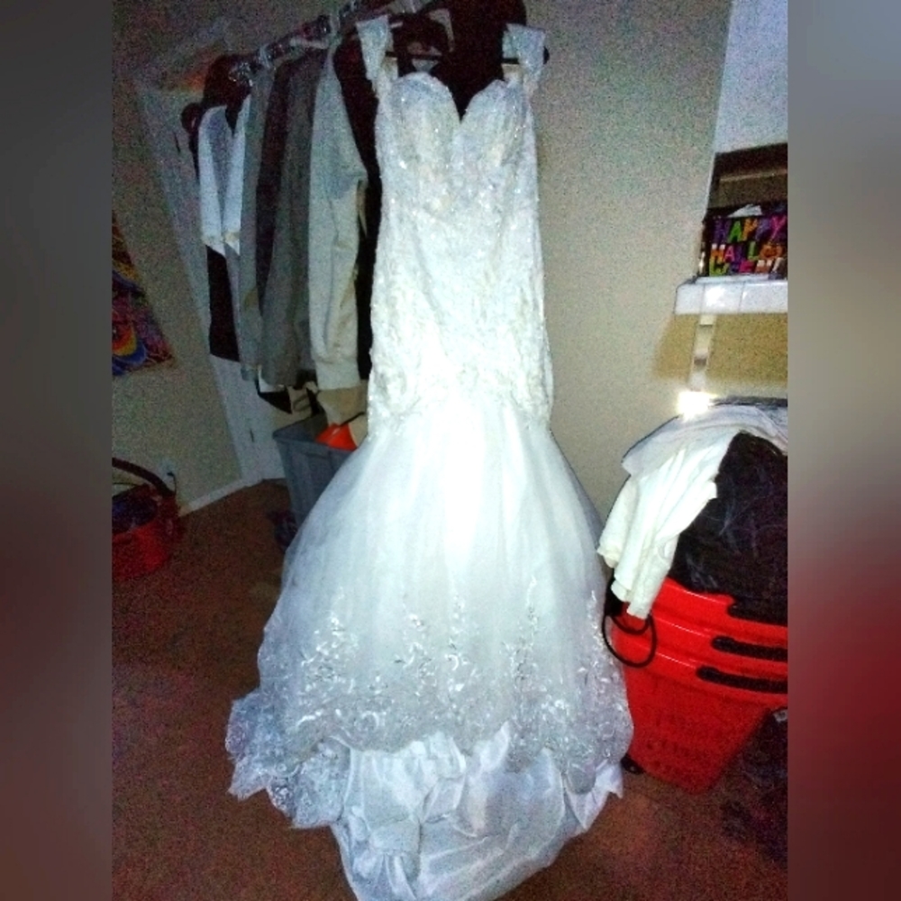 DeKlaire wedding dress 3X